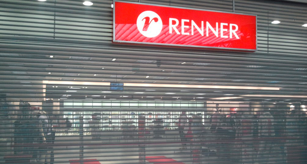 porta_de_enrolar_comercial_lojas_renner