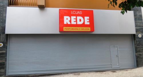 porta_de_enrolar_comercial_lojas_rede